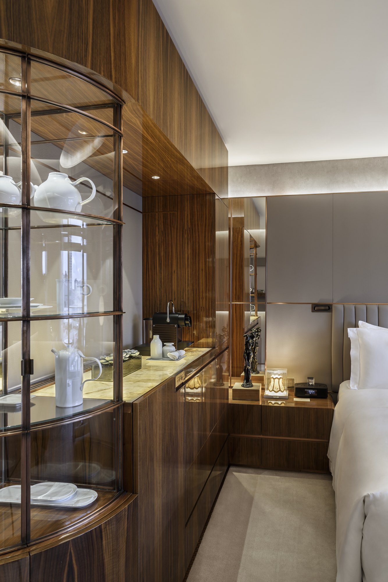 The St. Regis Istanbul — Standard Rooms — view 9