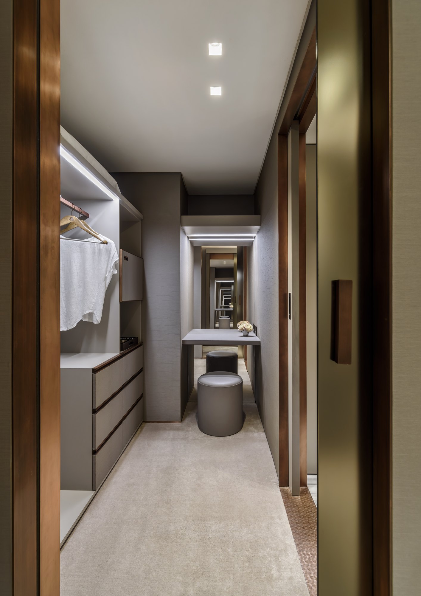 The St. Regis Istanbul — Standard Rooms — view 11