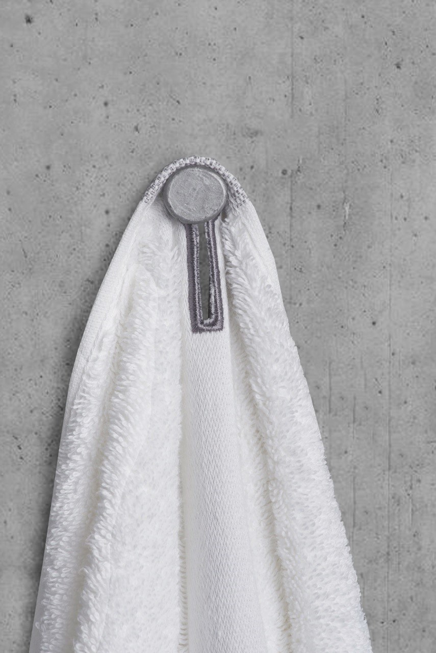 Hang In There Towels — 1