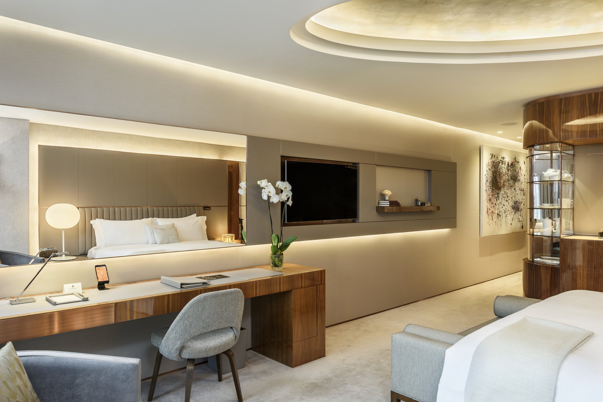 The St. Regis Istanbul — Standard Rooms — view 8