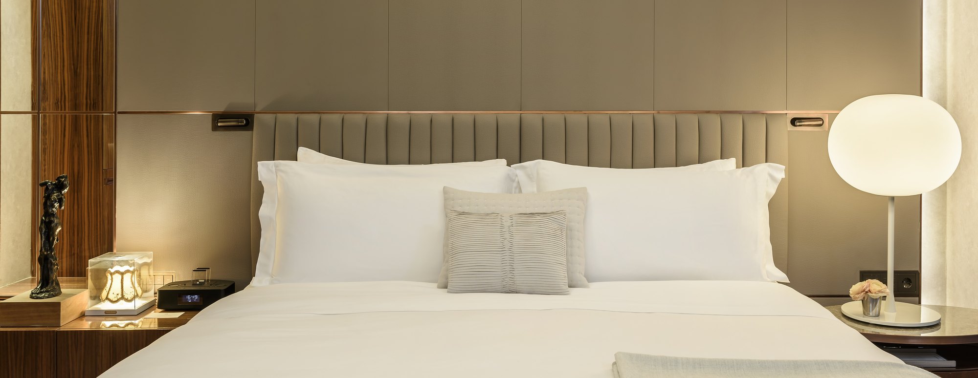 The St. Regis Istanbul — Standard Rooms — view 4