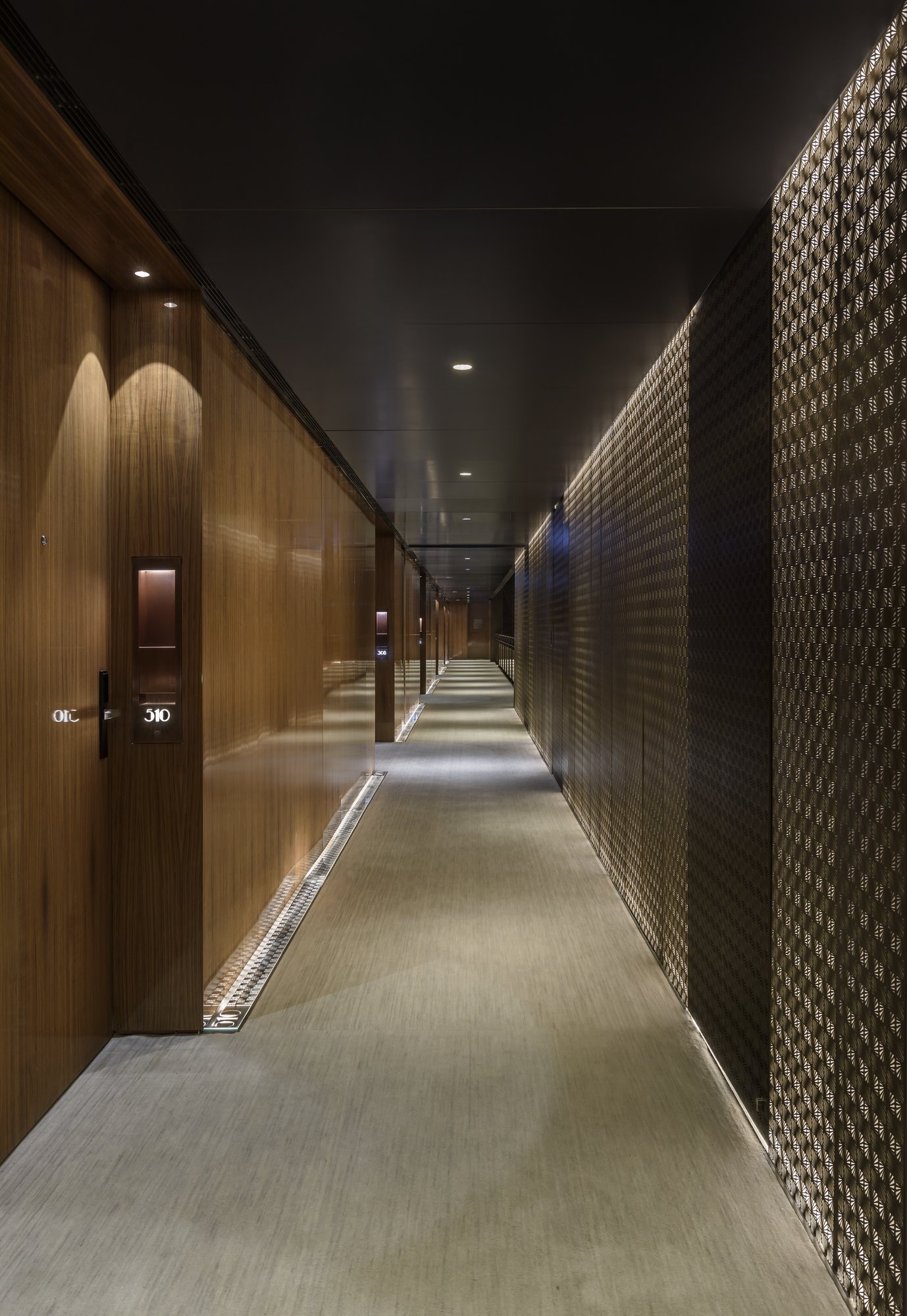 The St. Regis Istanbul — Standard Rooms — view 15